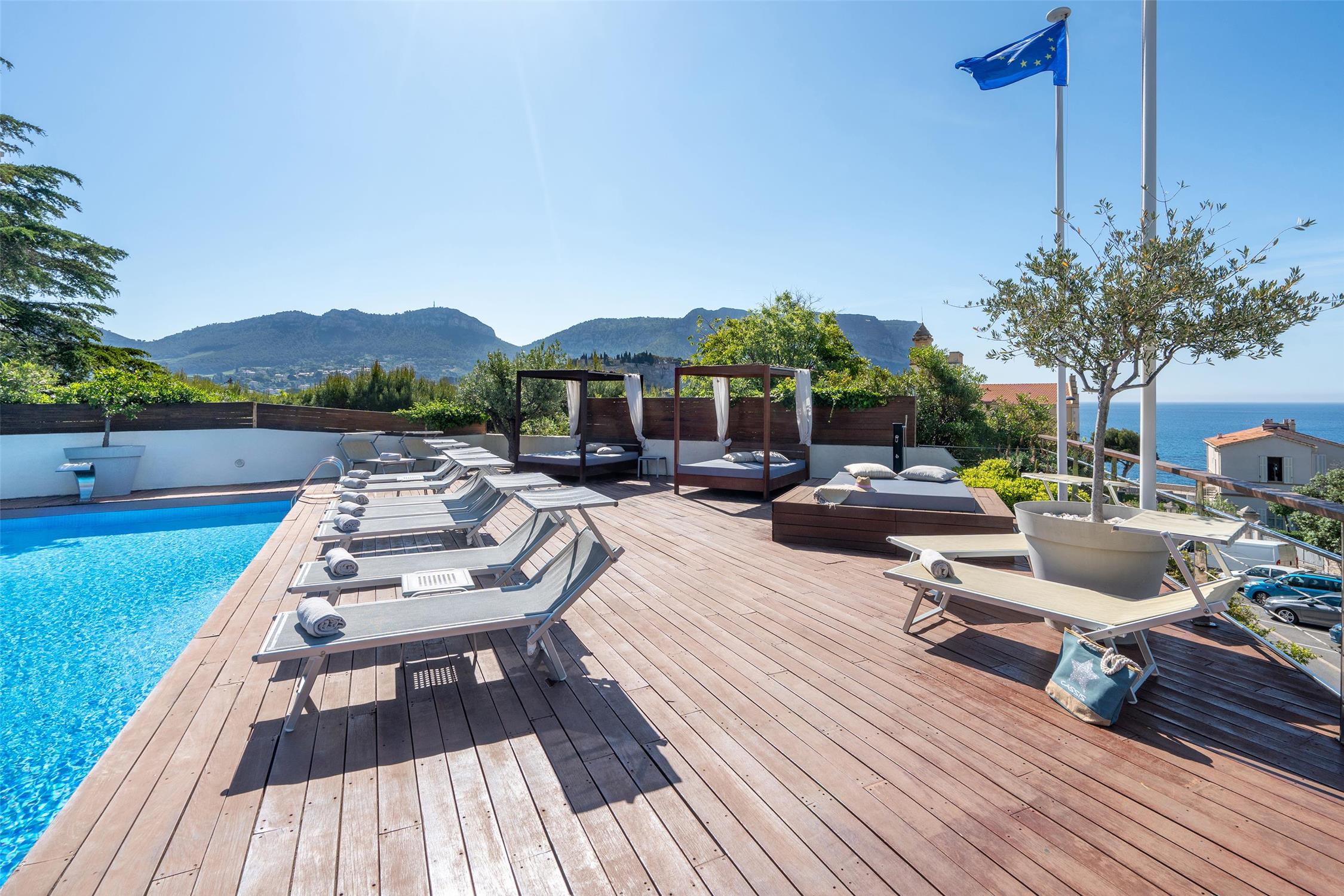 ouverture piscine cassis