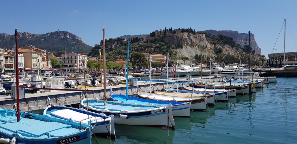 Découvrez le Charme du Vieux Port de Cassis
