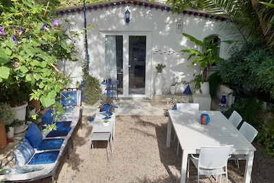 Découvrez l&rsquo;Office de Tourisme de Cassis : Votre Guide Essentiel pour Explorer la Ville