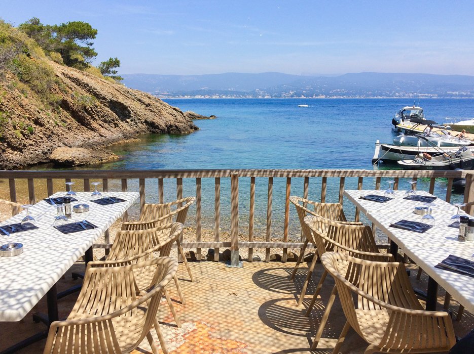 Découvrez la Beauté de Cassis sur Mer: Joyau Méditerranéen