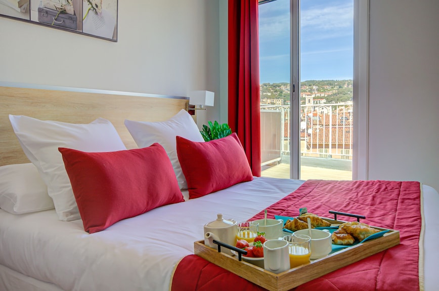 marseille cassis hotel