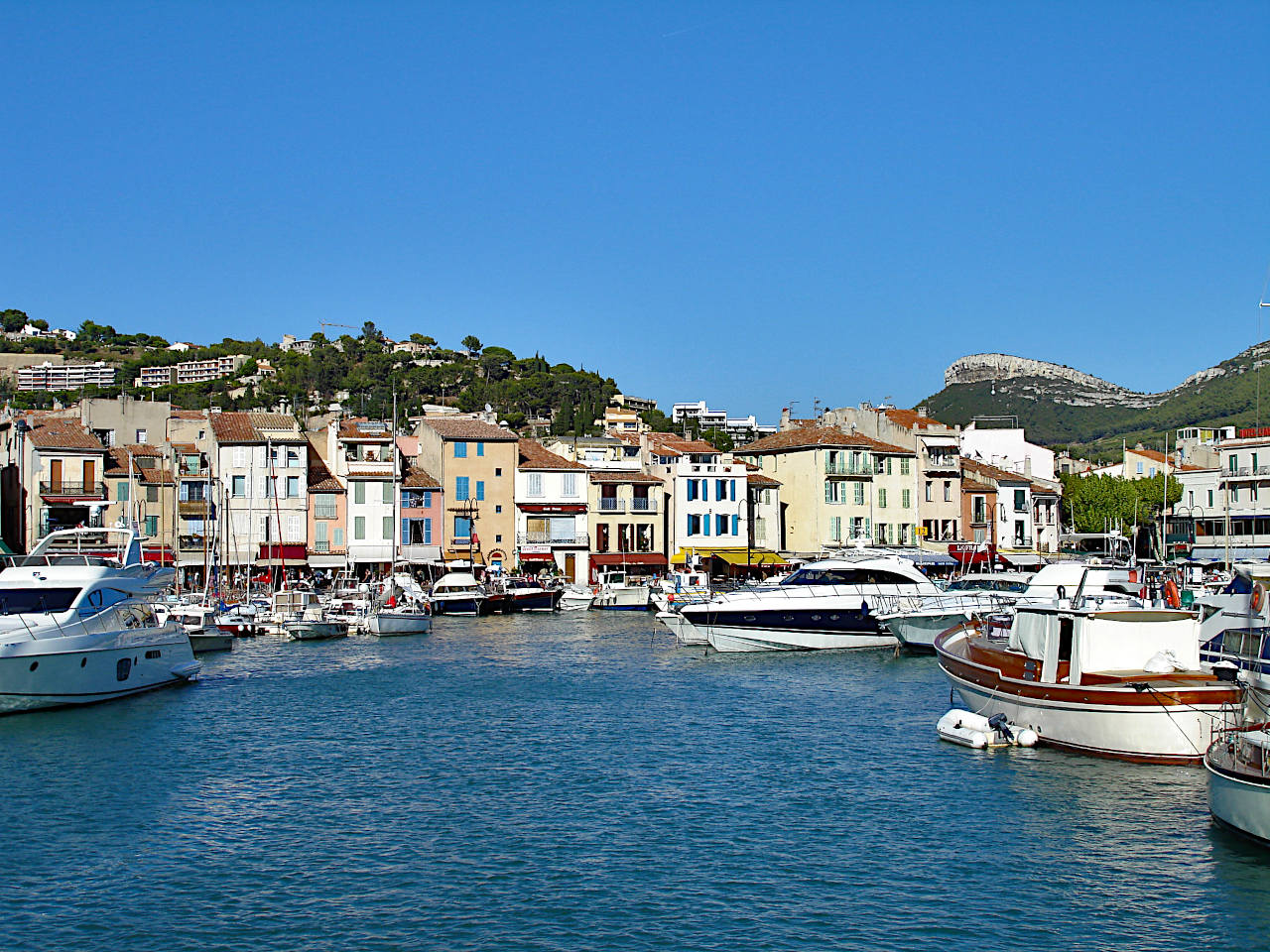 Découvrez la Charmante Ville de Cassis en France