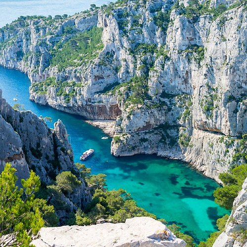 office tourisme cassis les calanques à pied